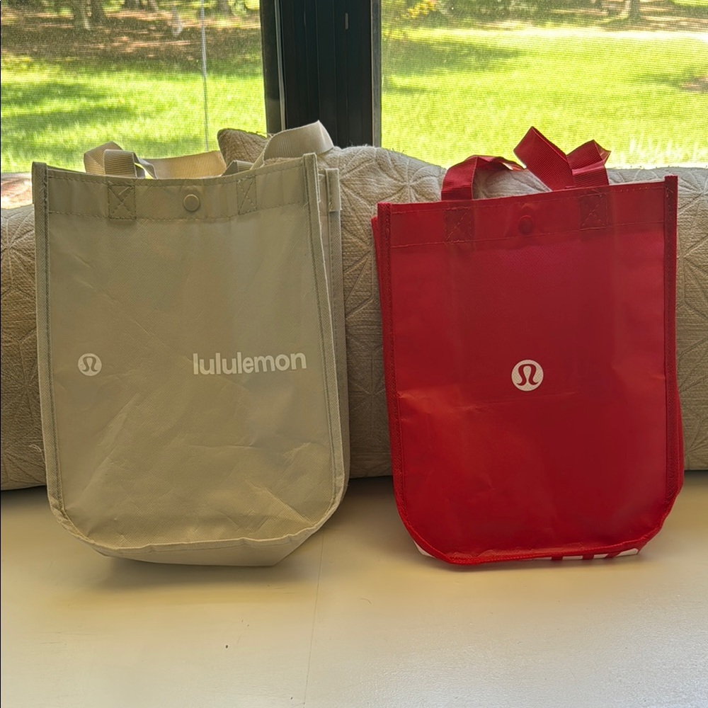 lululemon athletica Small Tote Pair — Red & Light Beige